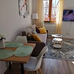 Nad Lomnica Lägenhet